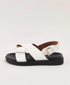 Cult Avenue Maldives Cross Sandal - White