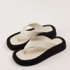 Cult Avenue Style Muse Sandal - Ivory