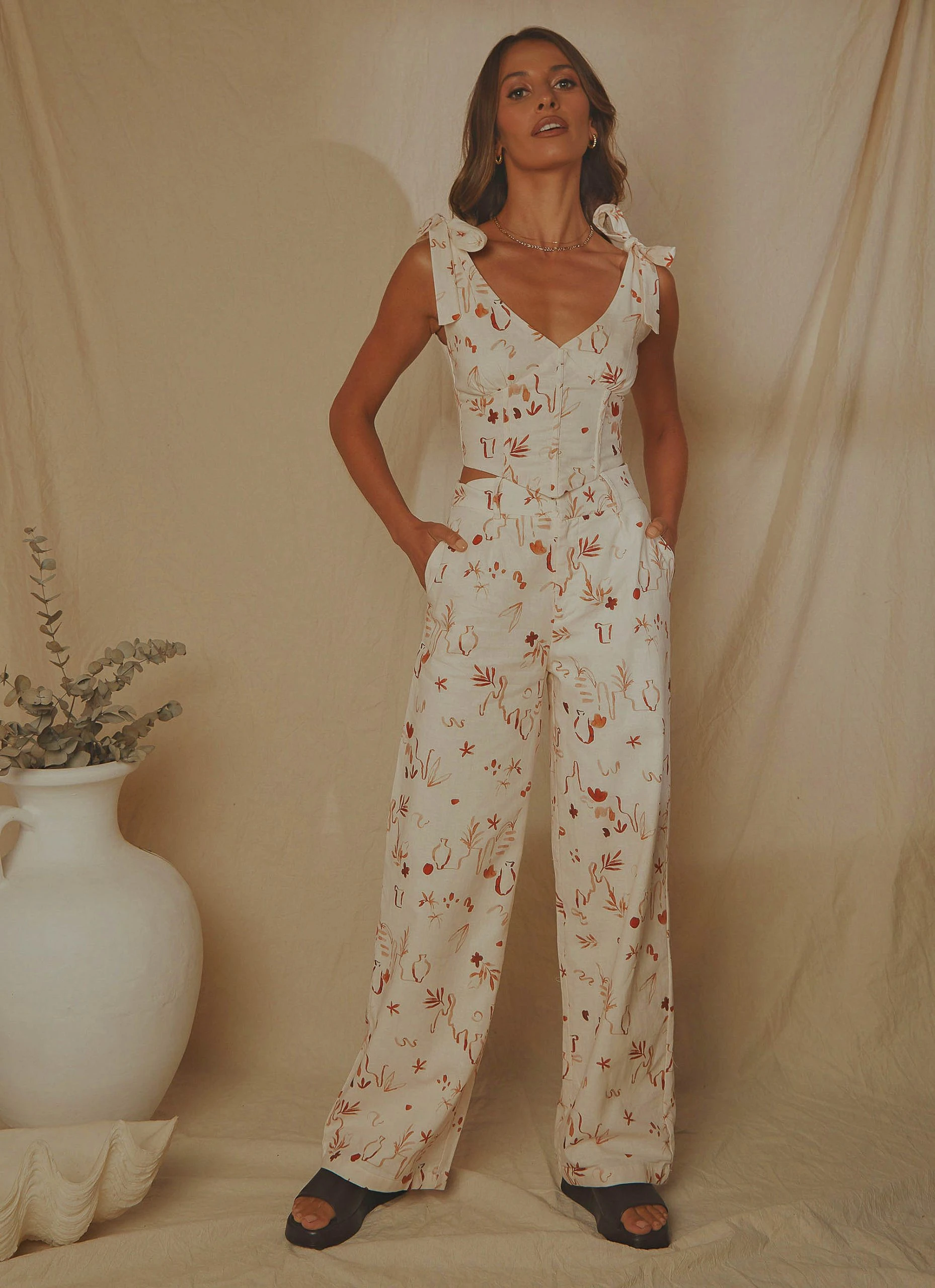 Peppermayo Exclusive Isola Linen Pants - Safari 8 Peppermayo Exclusive Isola Linen Pants - Safari - Image 8