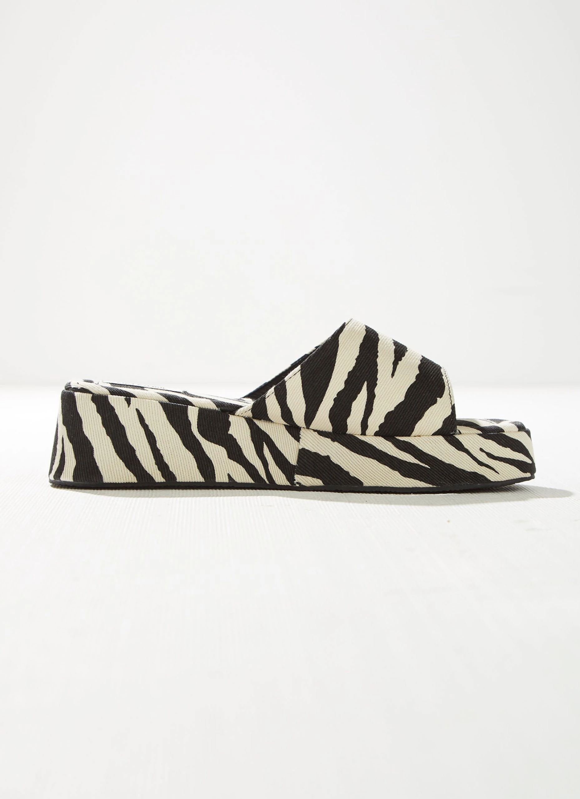 Cult Avenue Darby Mule - Beige Zebra 6 Cult Avenue Darby Mule - Beige Zebra - Image 6