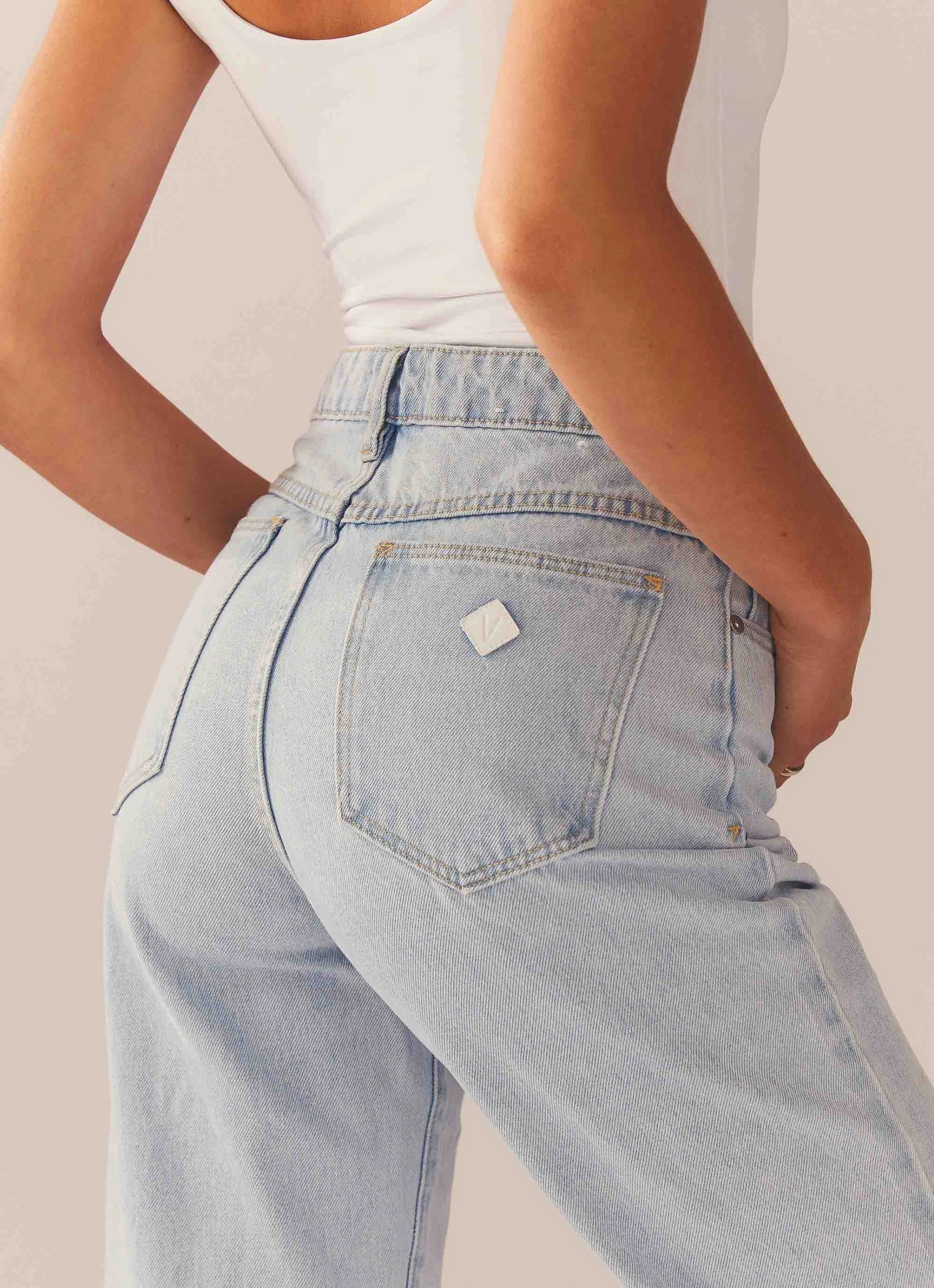 Abrand A 94 High Straight Bleached Stone - Bleached Stone 2 Abrand A 94 High Straight Bleached Stone - Bleached Stone - Image 2