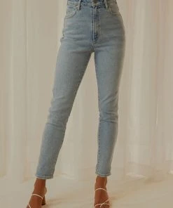 Wrangler Tyler Rolled Jean - Integral Vintage -Peppermayo cloth-shop a812d5318507453ba3e13be80a2b3604 0144b70a db2e 4f37 8e22 087ea189d404 scaled