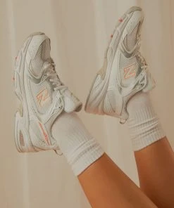 New Balance 530 Sneaker - AA1 -Peppermayo cloth-shop a9381b17b9994c95bad27409d0ef1a61 3c21e93d bbe3 40cd a33a 4f16913c35c3 scaled