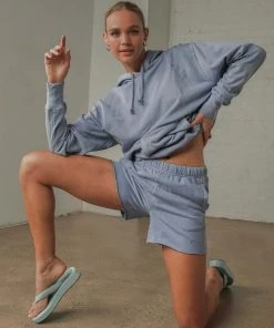 Champion Vintage Dye Boyfriend Short - Wildflower Blue