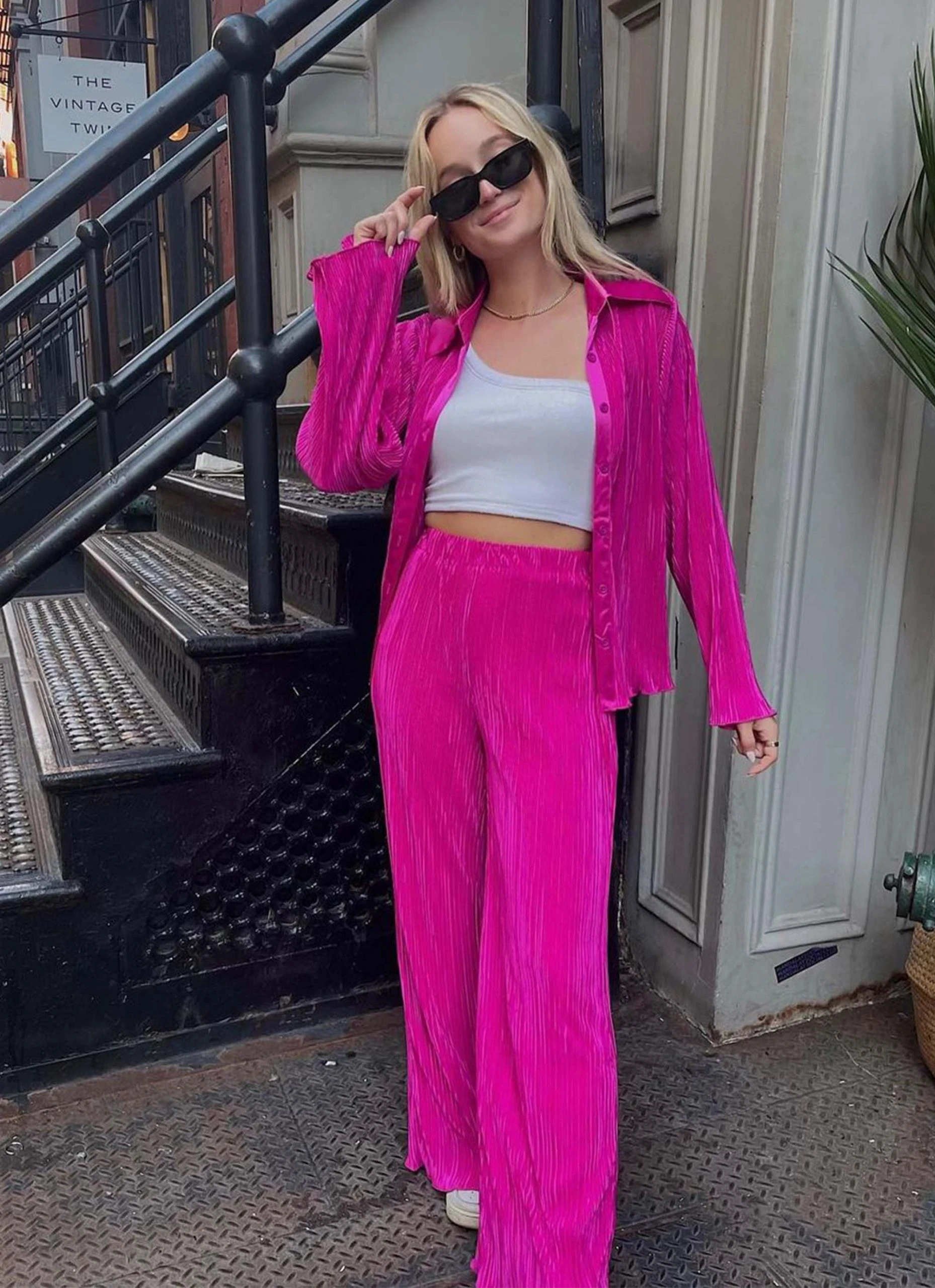 Peppermayo Exclusive 90s Muse Plisse Pants - Magenta 2 Peppermayo Exclusive 90s Muse Plisse Pants - Magenta - Image 2