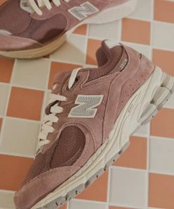 New Balance 2002RHD Sneaker - Cocoa