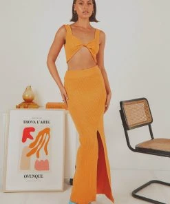 Peppermayo Soraya Midi Skirt - Orange 7 Peppermayo Soraya Midi Skirt - Orange -Peppermayo cloth-shop bde40315aa6f43fab46a82d29aa90cf1 scaled