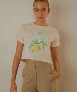 Levi's Cropped Jordie Tee - Undyed Greige -Peppermayo cloth-shop c44ef5c38e2648fdb9be27fe6b5b5f94 scaled