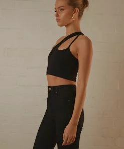 Peppermayo Exclusive Cedar Crop Top - Black 9 Peppermayo Exclusive Cedar Crop Top - Black -Peppermayo cloth-shop cae3b0717b814ed483a3531e189b96c9 scaled