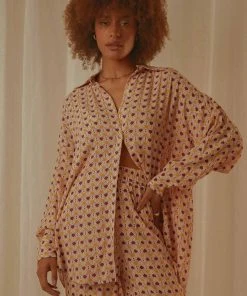 Charlie Holiday Maple Shirt - Geo