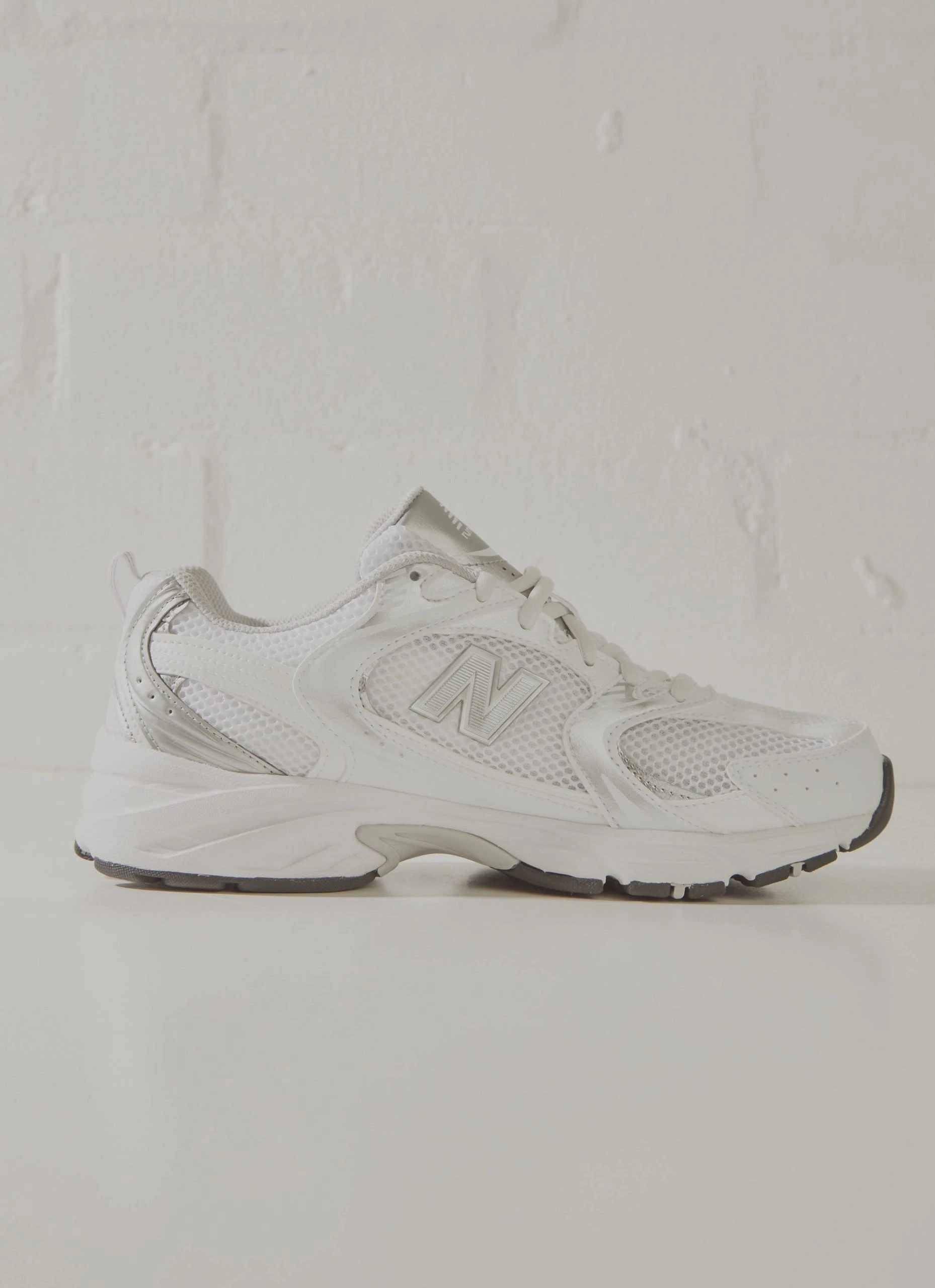 New Balance 530 Sneaker - White 2 New Balance 530 Sneaker - White - Image 2