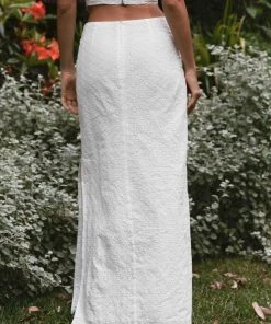 Peppermayo Exclusive Georgia Peaches Broderie Maxi Skirt - Whisper White 10 Peppermayo Exclusive Georgia Peaches Broderie Maxi Skirt - Whisper White -Peppermayo cloth-shop dac1ecf0f8c243b5b840931dda74afd2 c7f7f19c 5aae 41f6 a4b3 f5077192f690 scaled