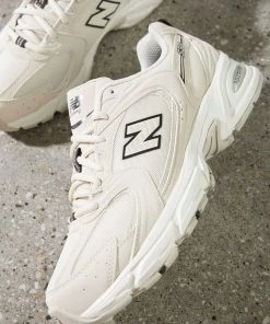 New Balance 530 Sneaker - Moonbeam