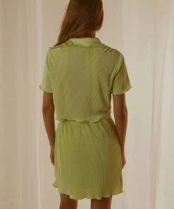 Peppermayo Exclusive Sun Downer Cropped Shirt - Lime Green -Peppermayo cloth-shop f1137b988f8347a5a6f4103729e5f871 scaled