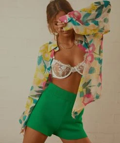 Peppermayo Amelie Shirt - Multi Floral 8 Peppermayo Amelie Shirt - Multi Floral -Peppermayo cloth-shop f1f848a3d8f3416695226ec266895e1e 04382948 e6f4 47d8 ab05 ce69b2bb9c15 scaled