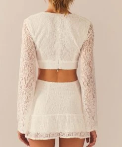 Peppermayo Exclusive Free & Wild Lace Mini Skirt - Ivory -Peppermayo cloth-shop f68624e4f0804057b76aad8812f83e5c scaled